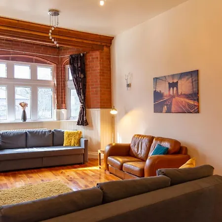 Apartment No 1 - The Old Red King Pub, Whitefield, Manchester-2